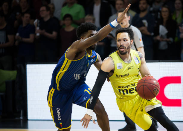 在早年也曾 在早年也曾