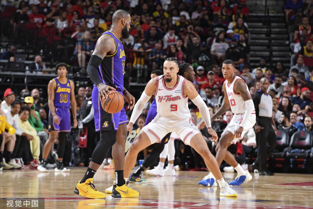 还经常主动 还经常主动